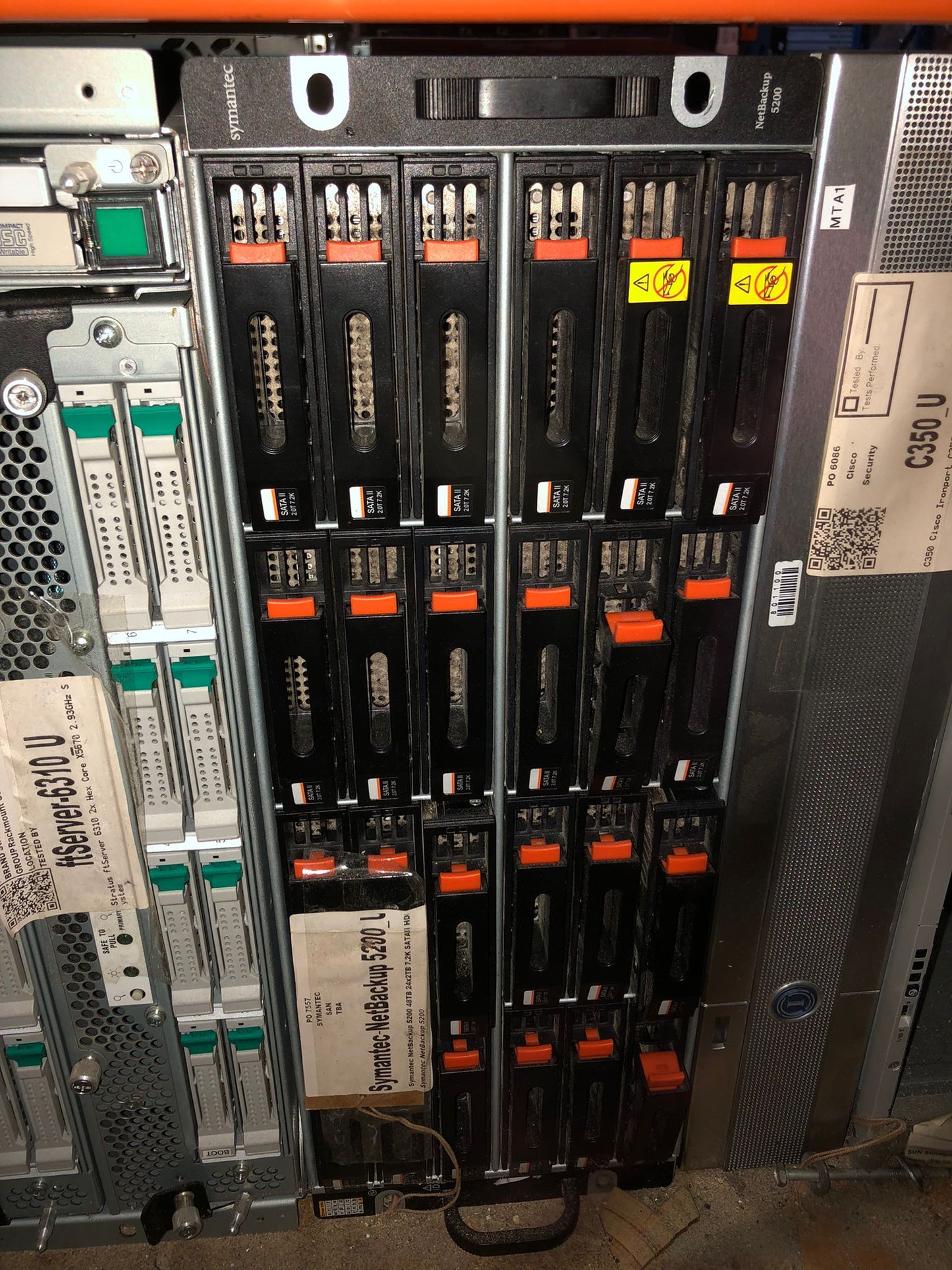 Symantec NetBackup 5200 48TB 24x2TB 7.2K SATAII HDD 2nd :: Alt ( //