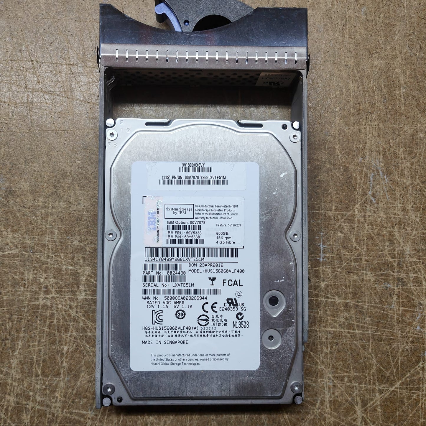 IBM 600GB 15K 4gbps FC Hard Disk Drive 59Y5460 59Y5322 PN:59Y5336 2nd :59Y5336: Alt (1814 5417 1814-5417) Other //