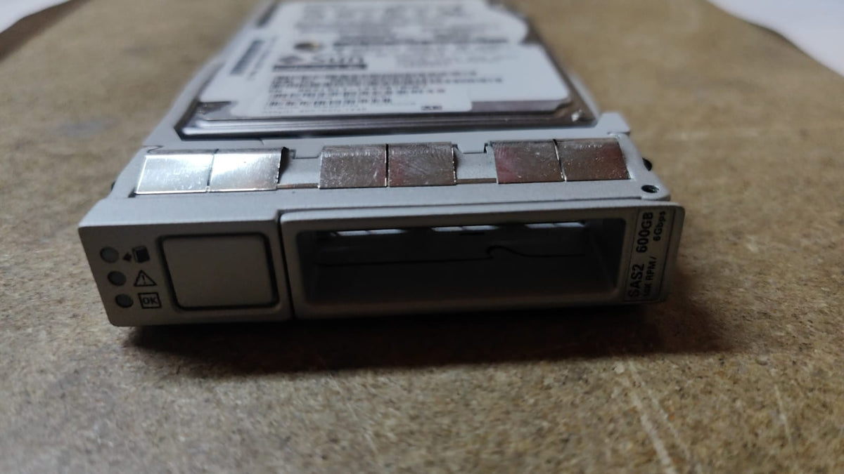 SUN 7045228 Sun Oracle 600GB 10K SAS 6G 64M 2.5" HDD for SPARC T4 542-0287-01 2nd 0B26021 :: Alt (H109060SESUN600G) Other //