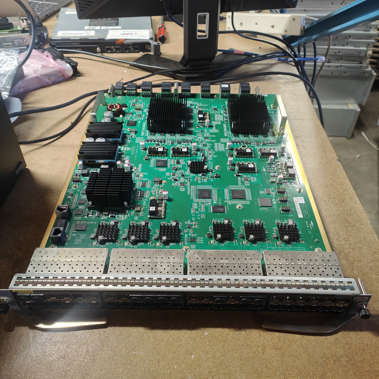 HPE JG888B FlexFabric 12900E 48-port 1GbE/10GbE SFP+ FX Module LSXM1TGS48FX1 2nd :: Alt () Other //