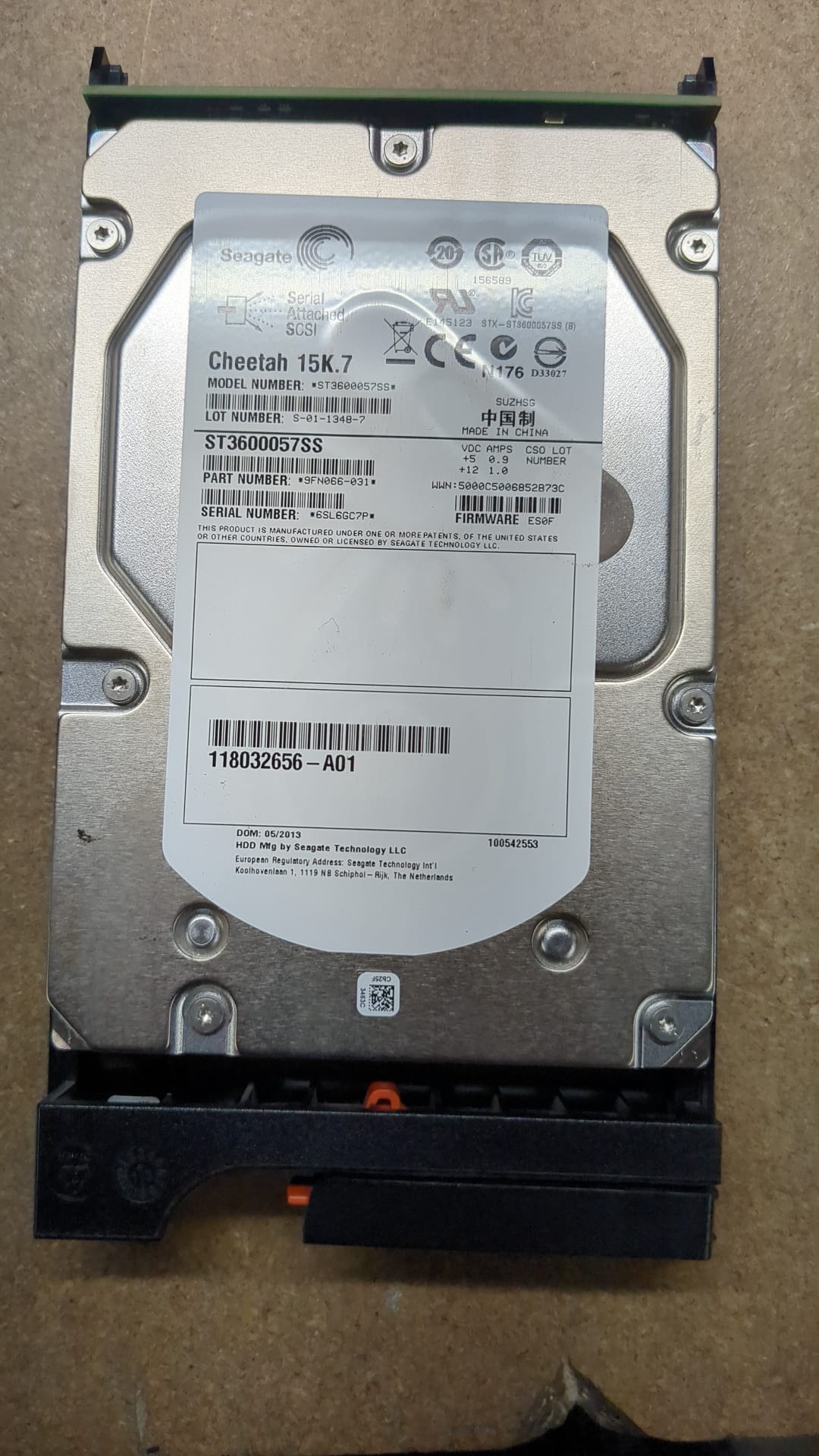 EMC 600GB 15K 6Gbps VNXe 3100 3150 Hard Disk Drive 005049039 2nd :V2-PS15-600: Alt () Other /Seagate ST3600057SS 9FN066-031 118032656-A01 ES0F Firmware/