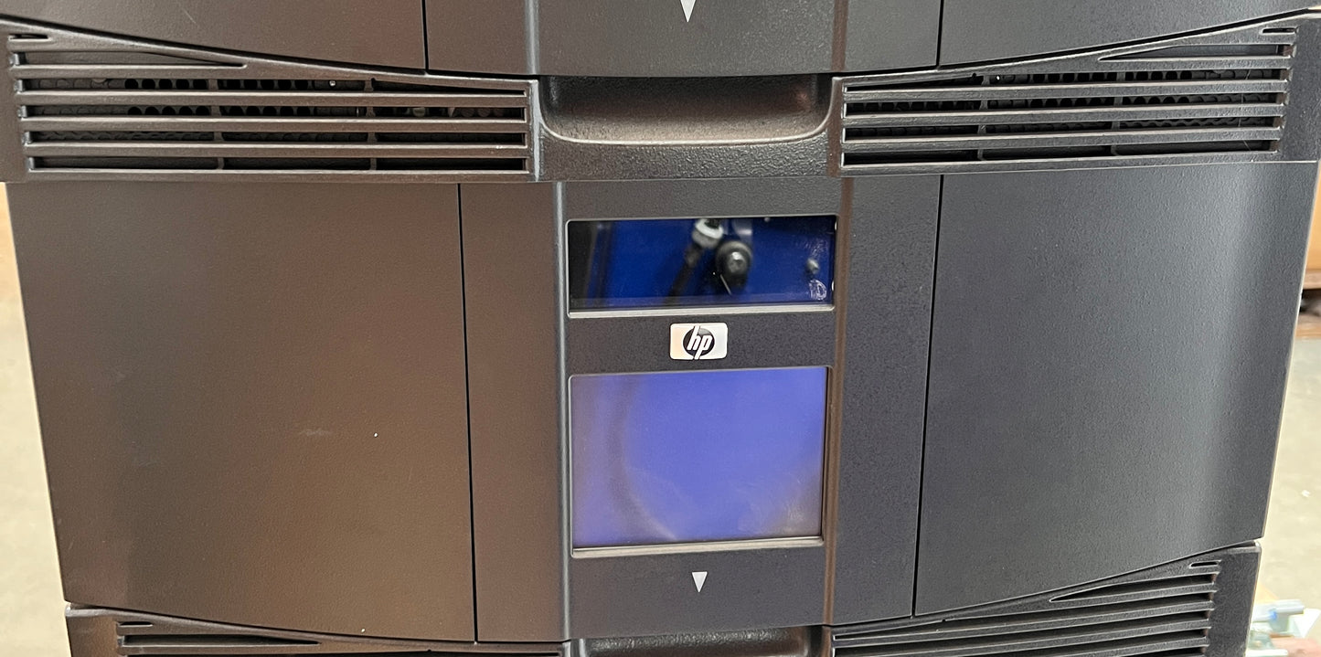 HP M8605A ACL Tape Library PN: 10300079-004 2nd:545791-002: Alt () Other /545810-002/ Note - Includes LTO-4 FDC drives inside, not in stock.