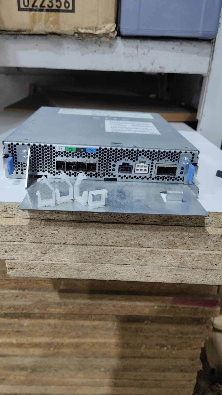 IBM DS888x 1600/1601 FC-SAS CARD PN02AP201: 2nd :: Alt () Other //