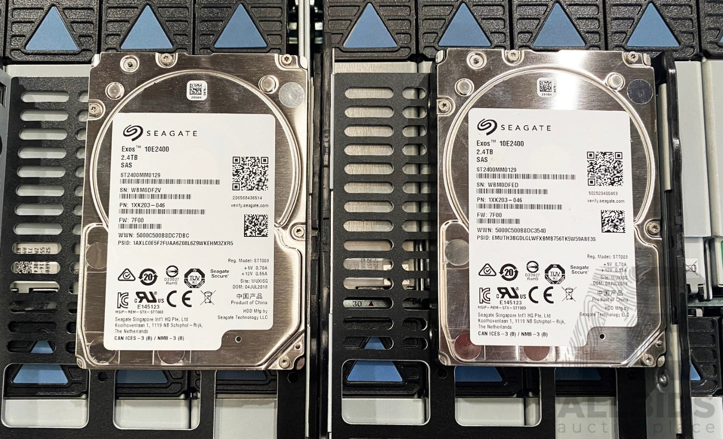 Hitachi 2.4TB SAS for Hitchai DW-F800-DB60C PN:5562957-A:2nd :: Alt () Other //