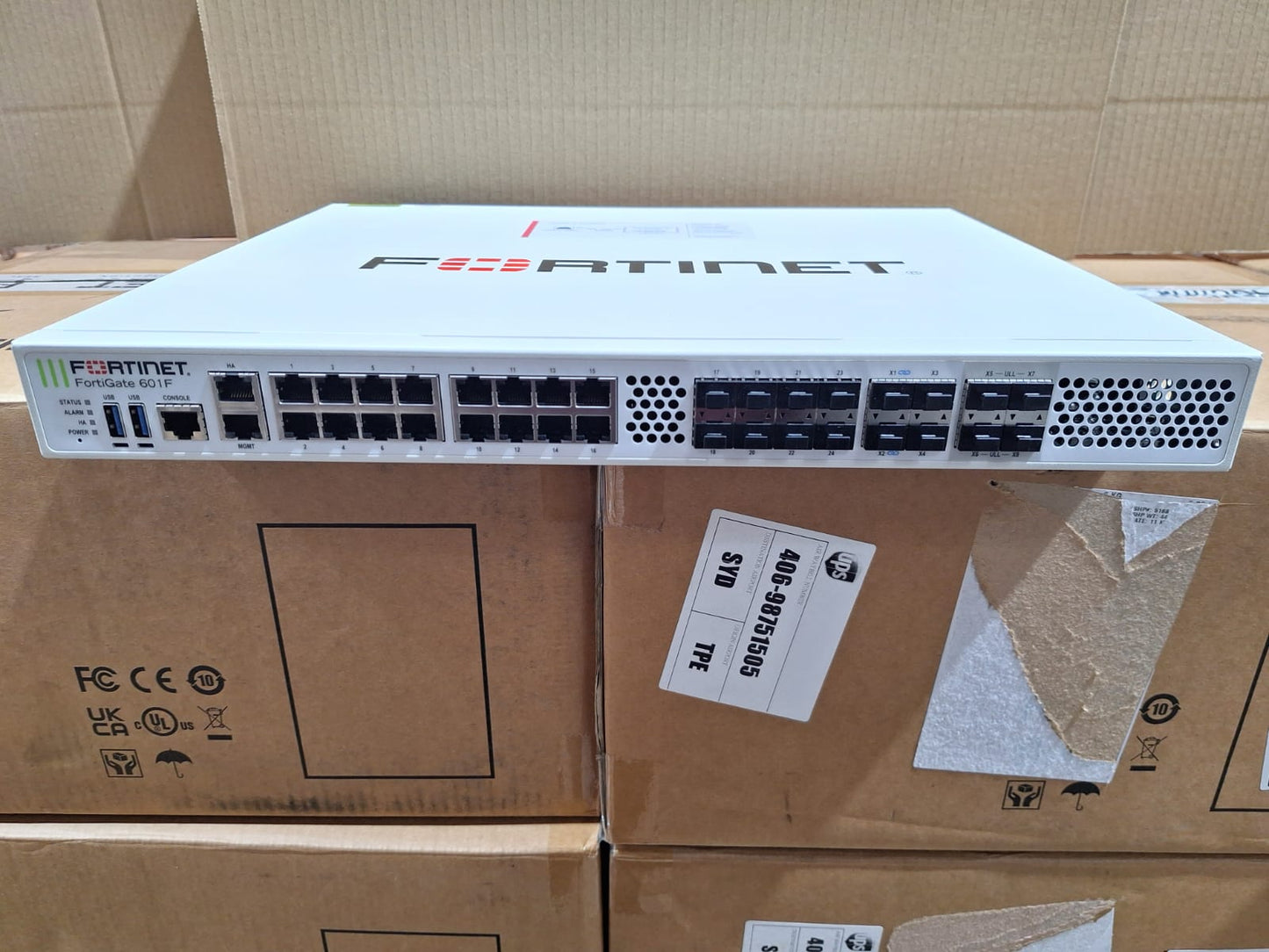 NEW UNCLAIMED FORTINET FORTIGATE FIREWALL 601F 4X 25G SFP28 SLOTS, 4X 10GE SFP+ SLOTS, 18X GE RJ45 PORTS PN: FG-601F: 2nd :: Alt () Other //