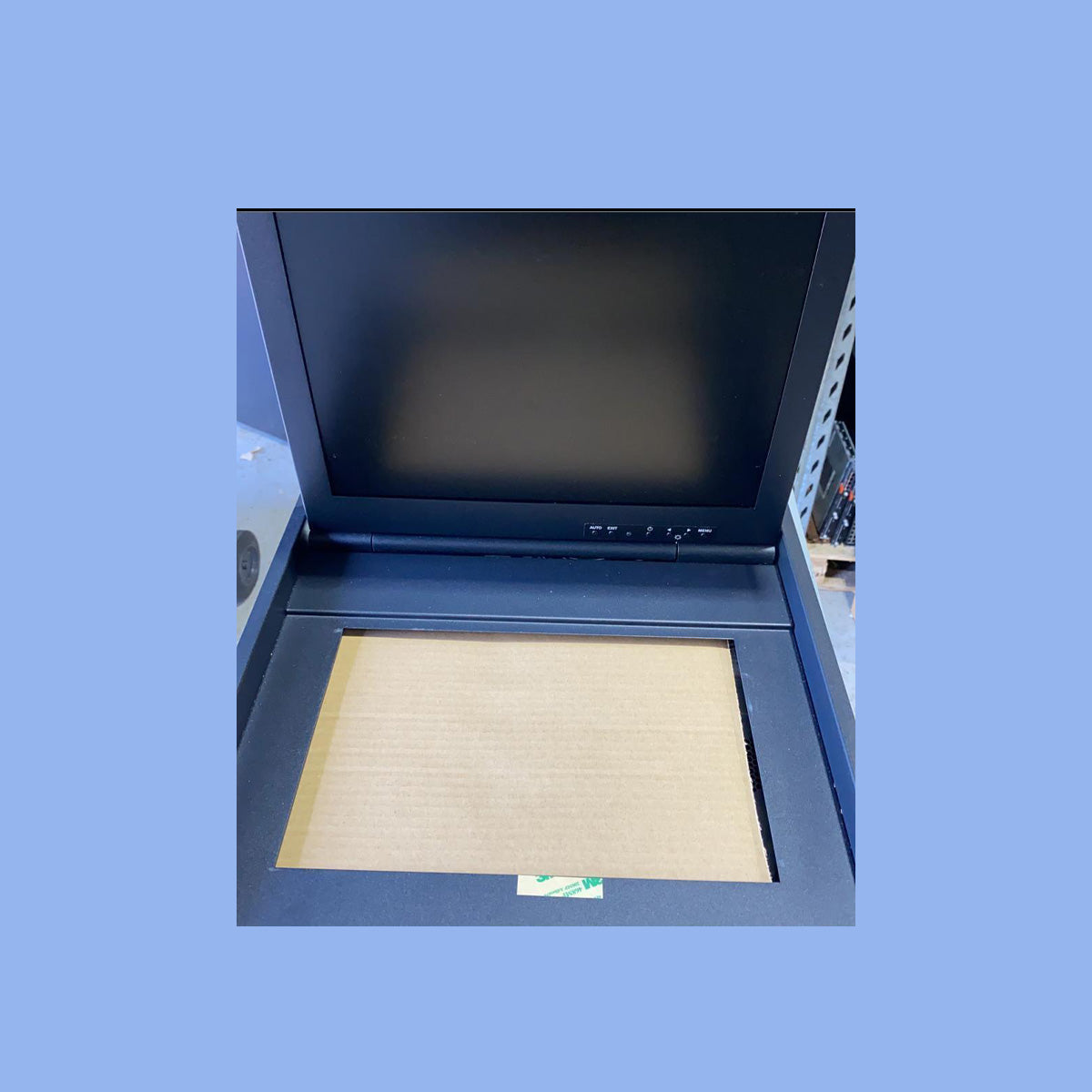 IBM 1U 17in Flat Panel Monitor Console Kit w/o keyboard 1723-17X 2nd :1723-17X: Alt ( 172317X) Other //