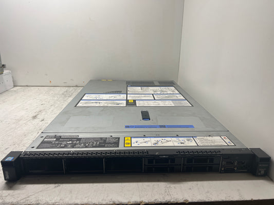 Lenovo ThinkAgile HX3320 Appliance 2nd:7X83CTO3WW: Alt () Other / Same chassis and server as Lenovo SR630. Missing CPU and RAM/