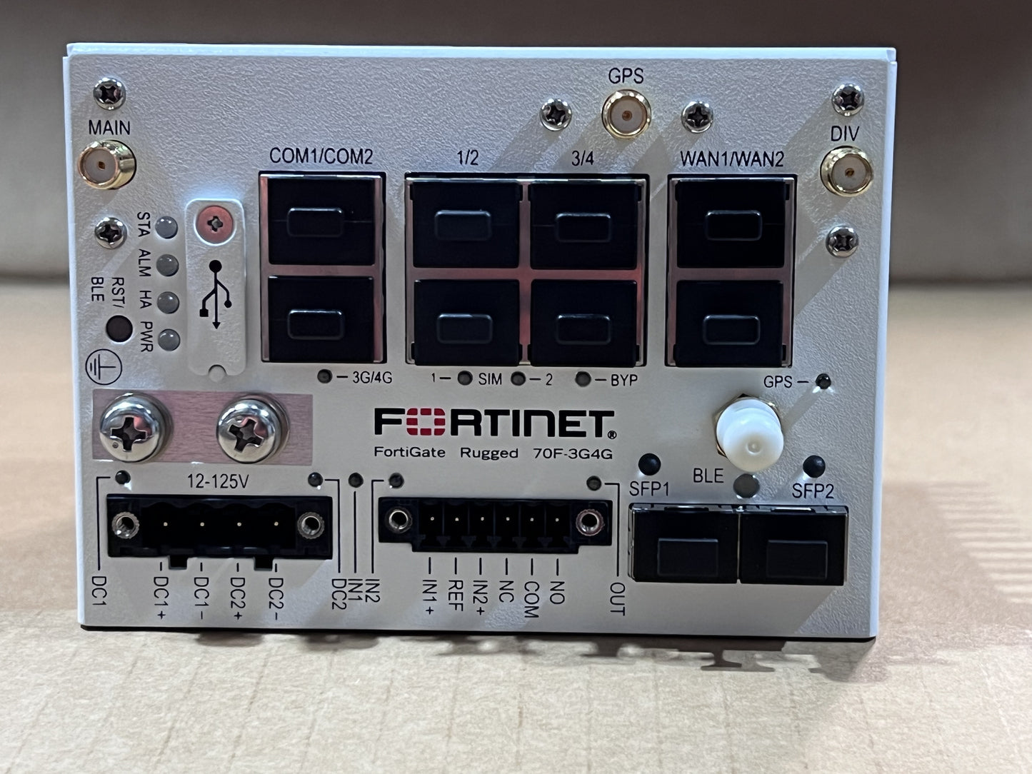 Fortinet FortiGateRugged Firewall PN:70F-3G4G :2nd :: Alt () Other //