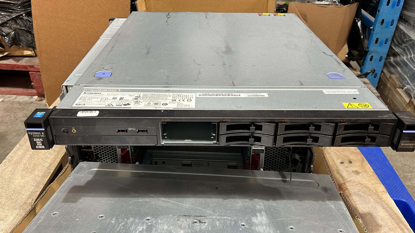 IBM 5458-AC1 1RU Server  Rackmount Server X3250 M5 2nd :: Alt () Other //