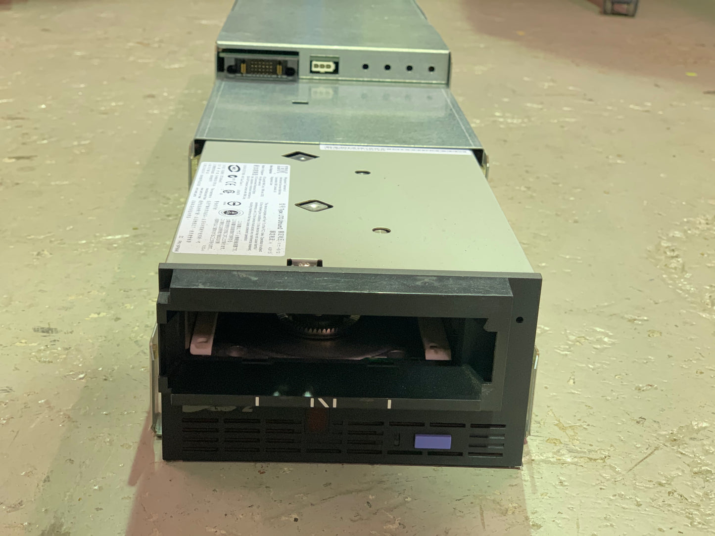 LTO2-S85 StorageTek LTO2 IBM 2Gb FC w tray for SL8500 2nd :: Alt () Other //