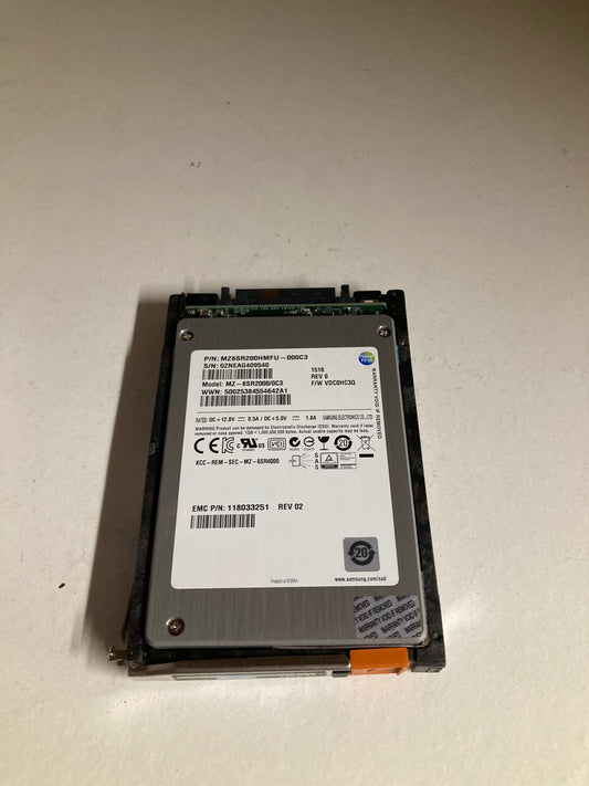 EMC 200GB 6G 2.5Inch SAS SSD Hard Disk Drive PN: 005050502 2nd :005050502: Alt () Other /MZ6SR200HMFU-000C3 118033251/