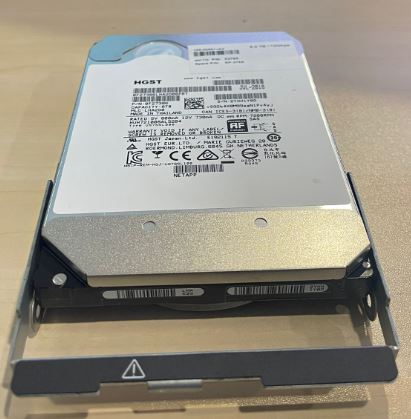 X376A NETAPP Hard Disk Drive HDD 8TB 12GB 7.2K SAS for DS460C 2nd:: Alt (SP-376A ) Other /0F27386LHA2D00P87 0F27386 HUH721008AL5204 108-00591+A3/