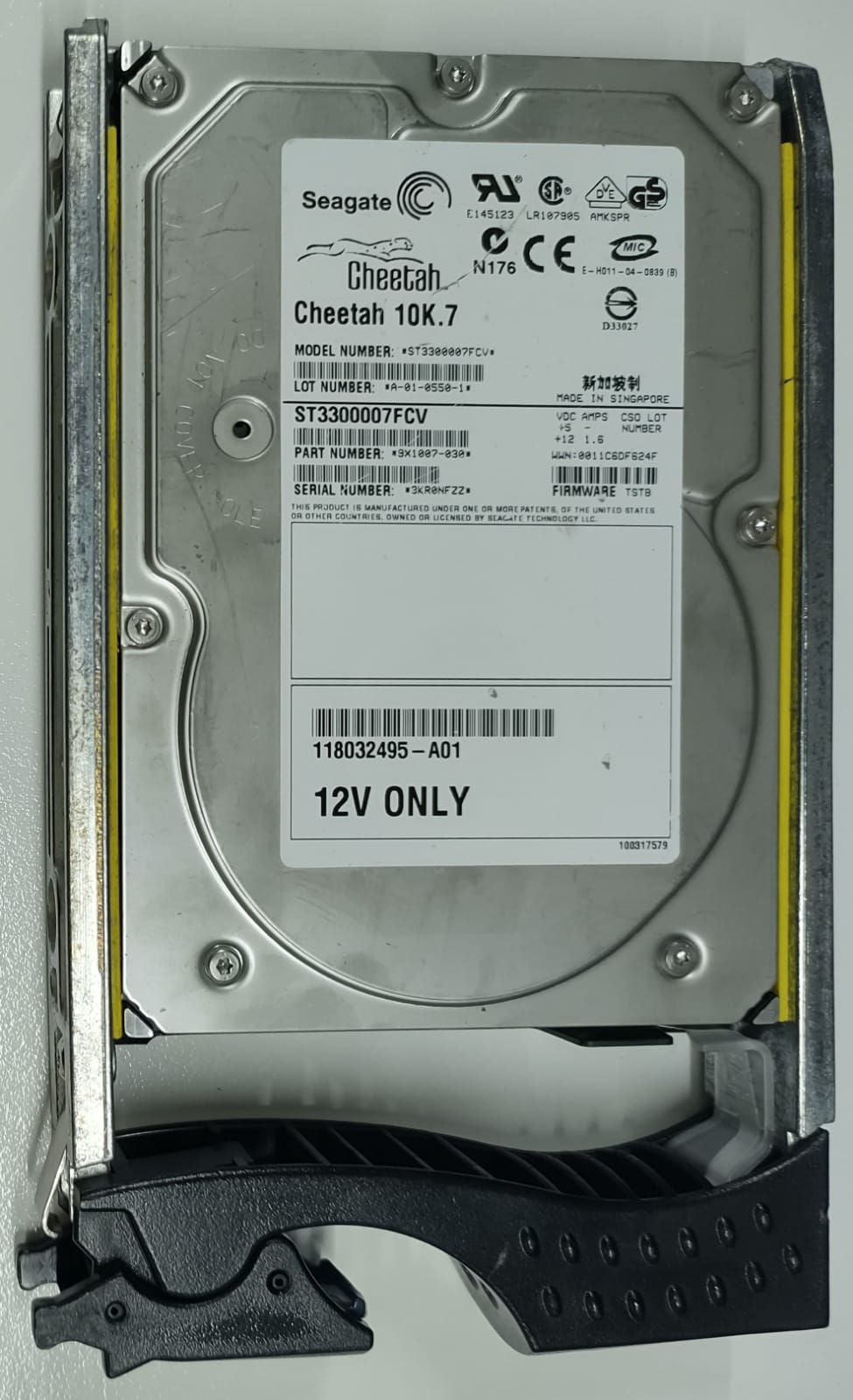 100-880-875 EMC DMX 300GB 10k 2GB FC HDD  2nd :9X1007-030: Alt () Other /ST3300007FCV